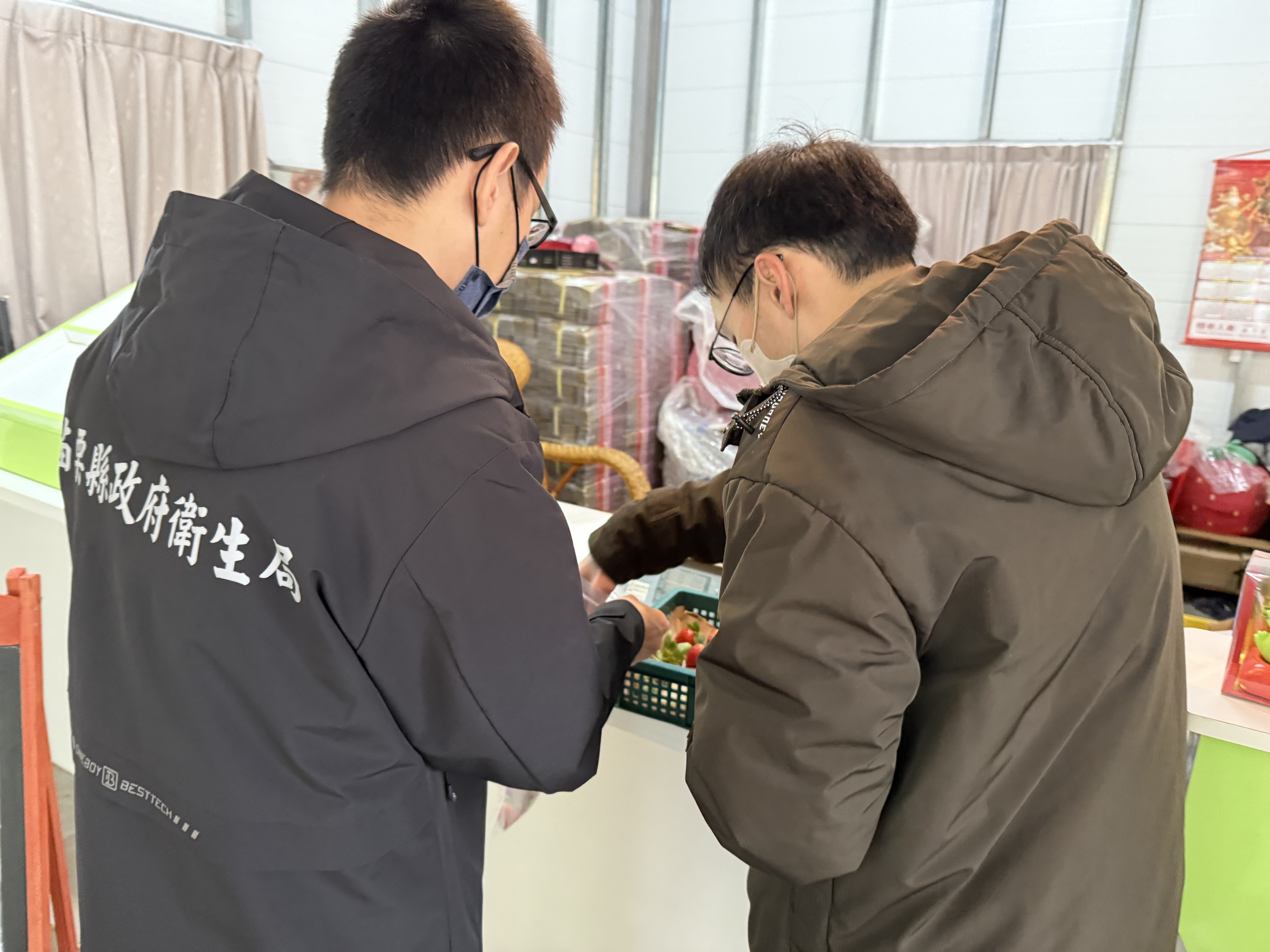 與業者說明抽驗事項